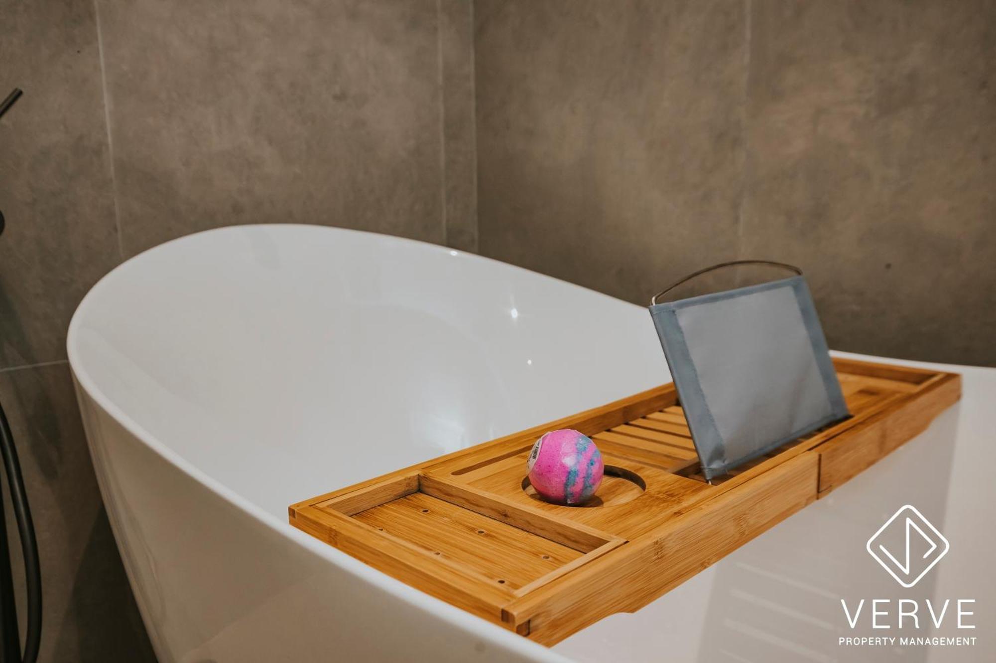Ipoh Tiga Private Pool Villa 5B3B By Verve Luaran gambar